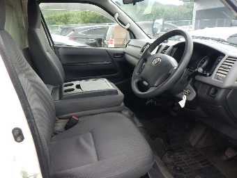 TOYOTA REGIUSACE 2012 Image 5