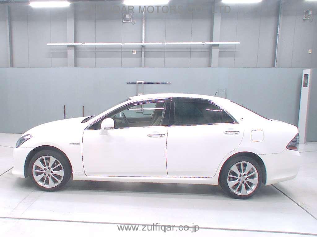 TOYOTA CROWN HYBRID 2010 Image 4