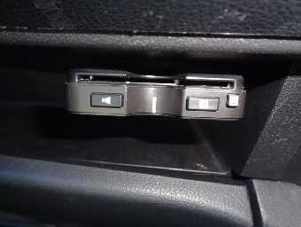 NISSAN MARCH 2017 Image 6