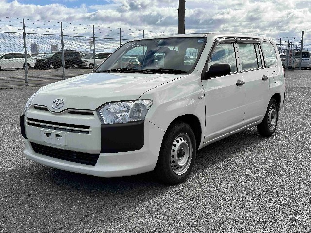 TOYOTA PROBOX 2018 Image 20