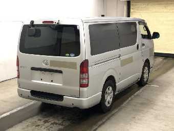 TOYOTA HIACE 2018 Image 4