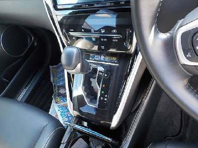 TOYOTA HARRIER 2019 Image 20