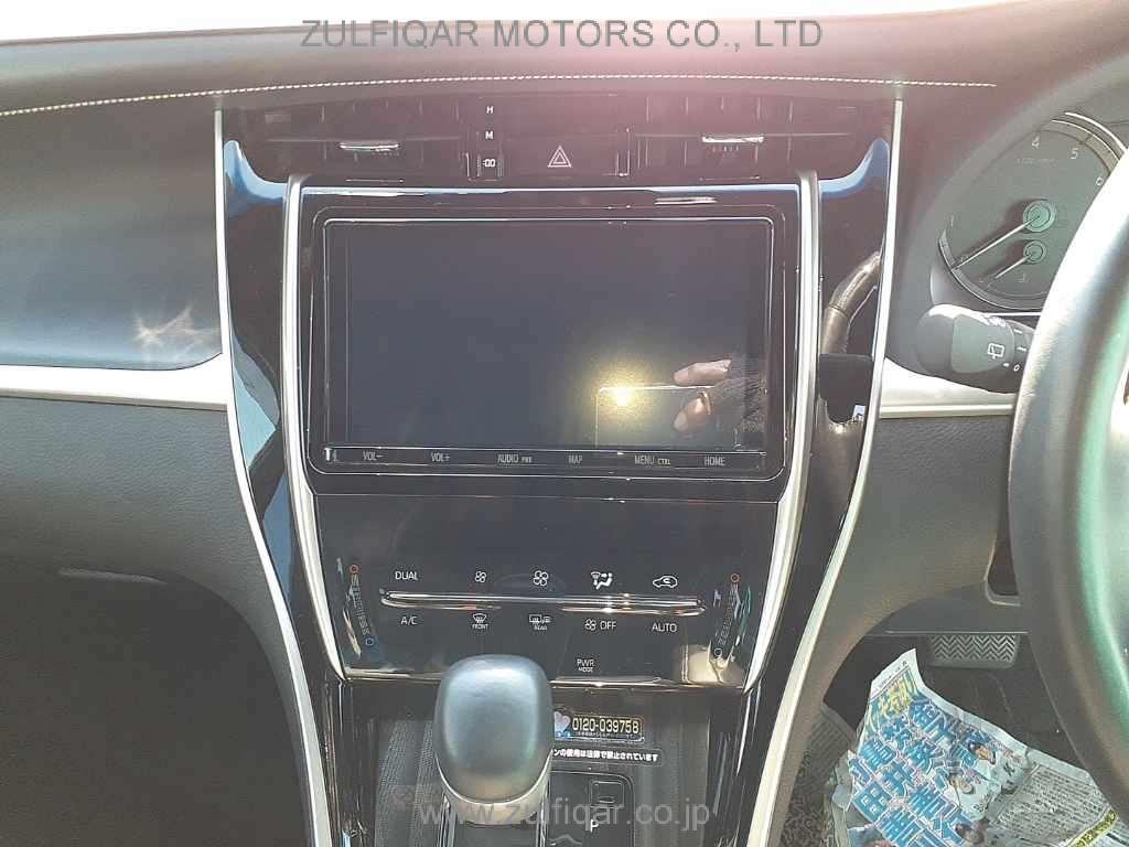 TOYOTA HARRIER 2019 Image 10