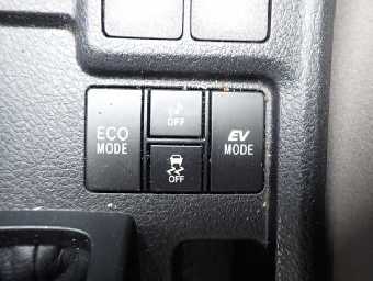 TOYOTA COROLLA AXIO 2014 Image 6