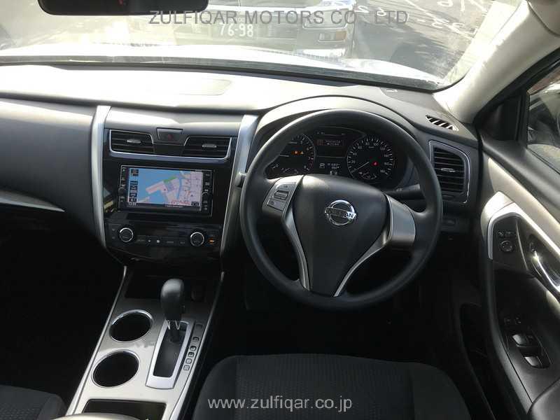 NISSAN TEANA 2018 Image 11