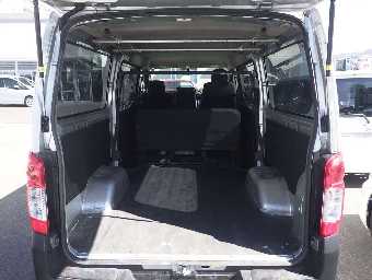 NISSAN NV350 CARAVAN 2018 Image 6