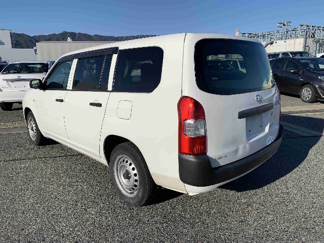TOYOTA PROBOX 2018 Image 21