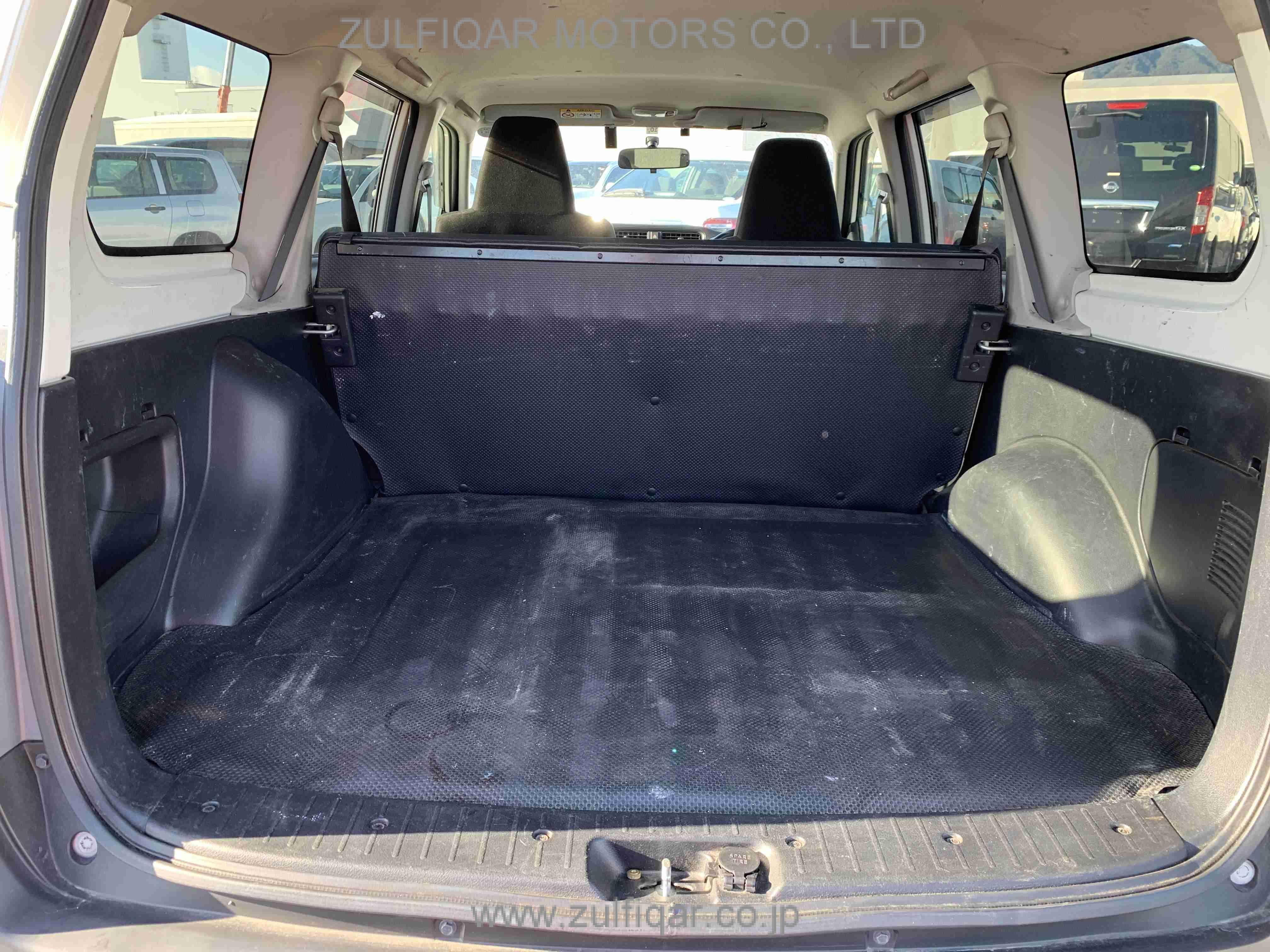 TOYOTA PROBOX 2018 Image 9