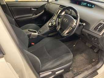 TOYOTA PRIUS PHV 2015 Image 5