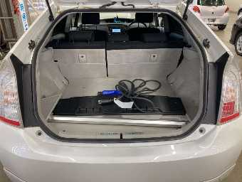 TOYOTA PRIUS PHV 2015 Image 8