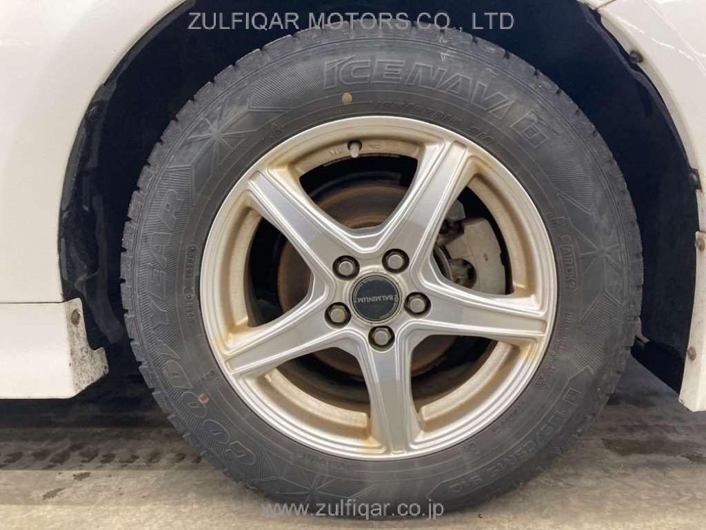 TOYOTA PRIUS PHV 2015 Image 9