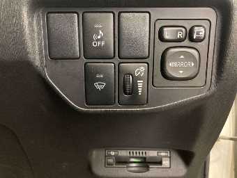 TOYOTA PRIUS PHV 2015 Image 10