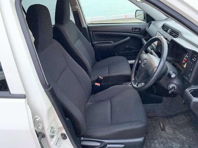 TOYOTA PROBOX 2018 Image 19