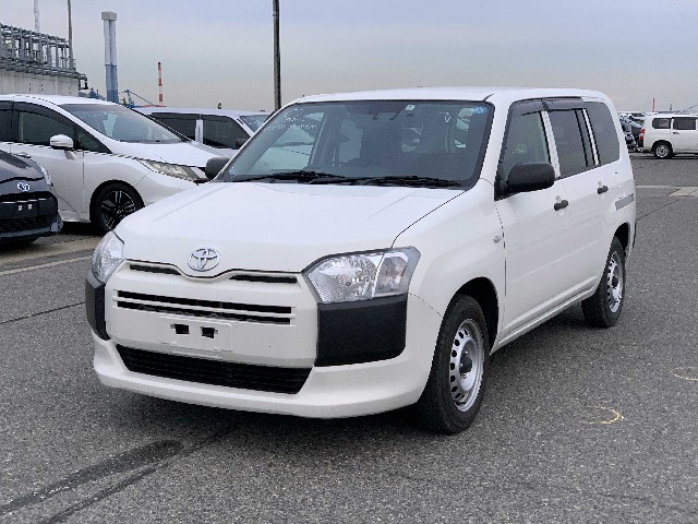 TOYOTA PROBOX 2018 Image 24
