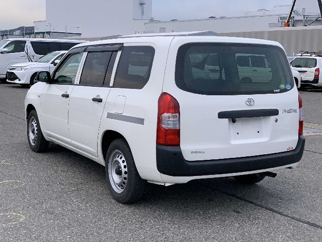 TOYOTA PROBOX 2018 Image 27