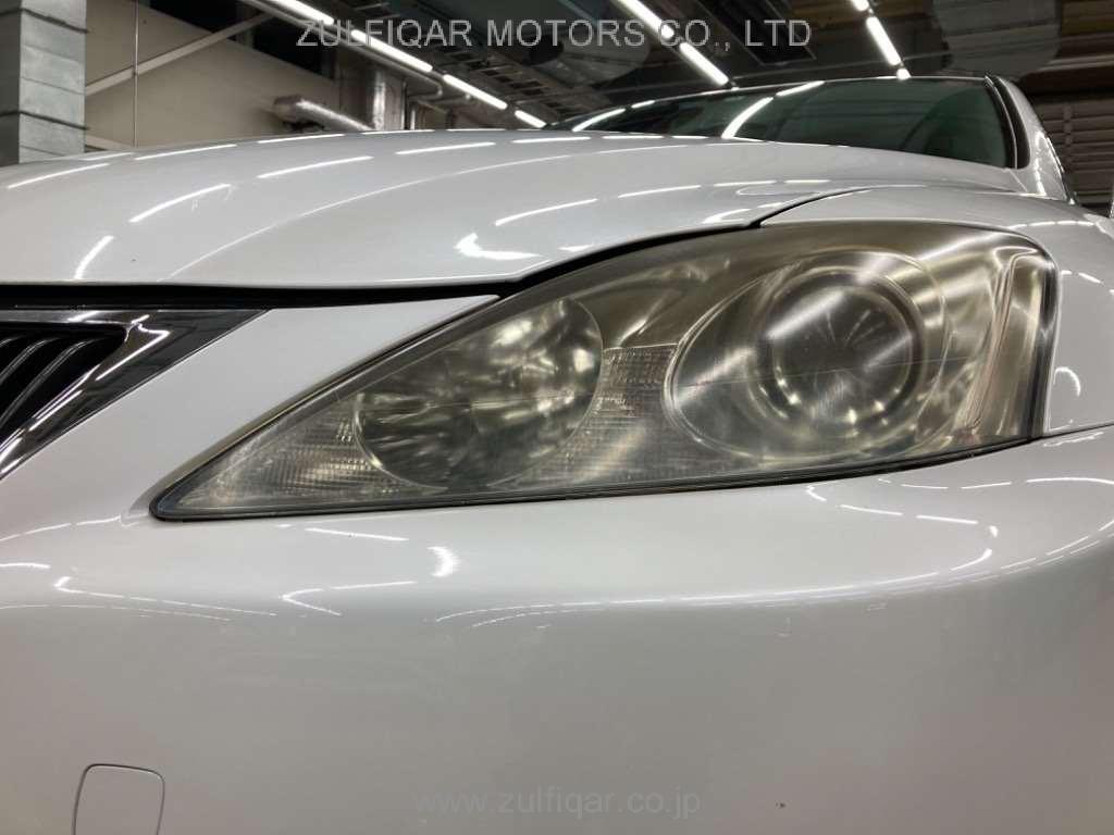 LEXUS IS 2008 Image 10