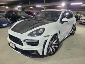 PORSCHE CAYENNE 2017 Image 1