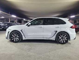 PORSCHE CAYENNE 2017 Image 3