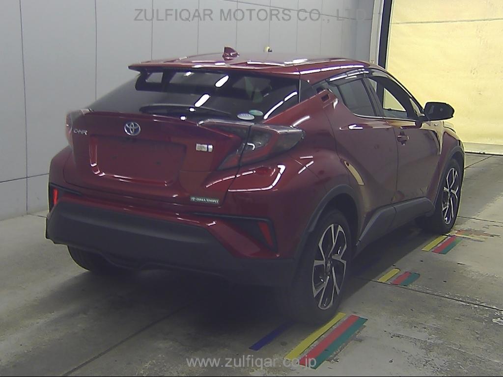 TOYOTA C-HR 2017 Image 2