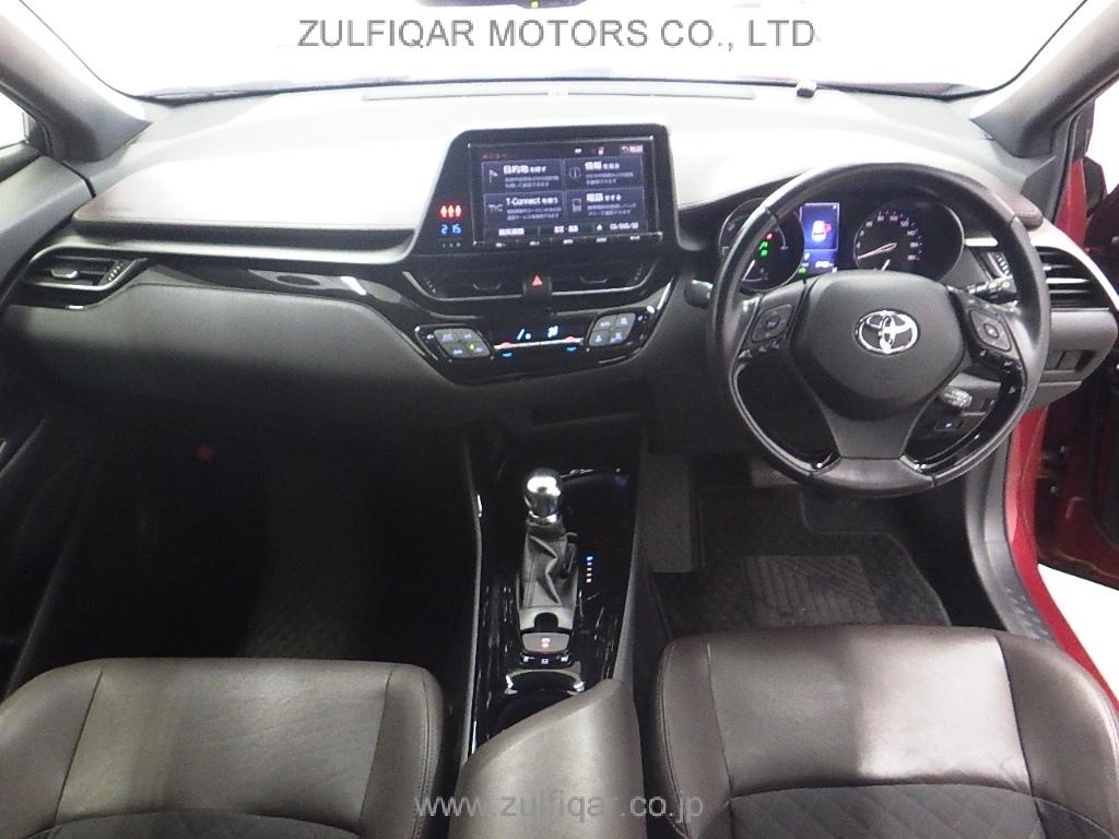 TOYOTA C-HR 2017 Image 3