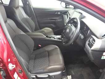 TOYOTA C-HR 2017 Image 6