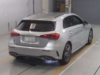 MERCEDES BENZ A CLASS 2019 Image 2
