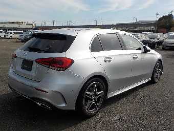 MERCEDES BENZ A CLASS 2019 Image 21