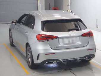 MERCEDES BENZ A CLASS 2019 Image 6