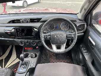 TOYOTA HILUX 2018 Image 6