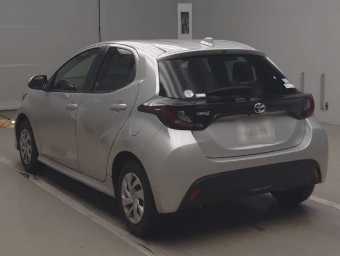 TOYOTA YARIS 2021 Image 4