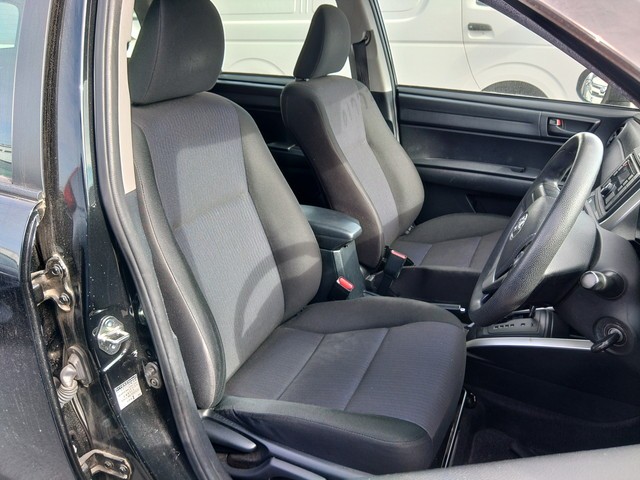 TOYOTA COROLLA FIELDER 2018 Image 23