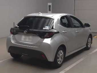 TOYOTA YARIS 2021 Image 2