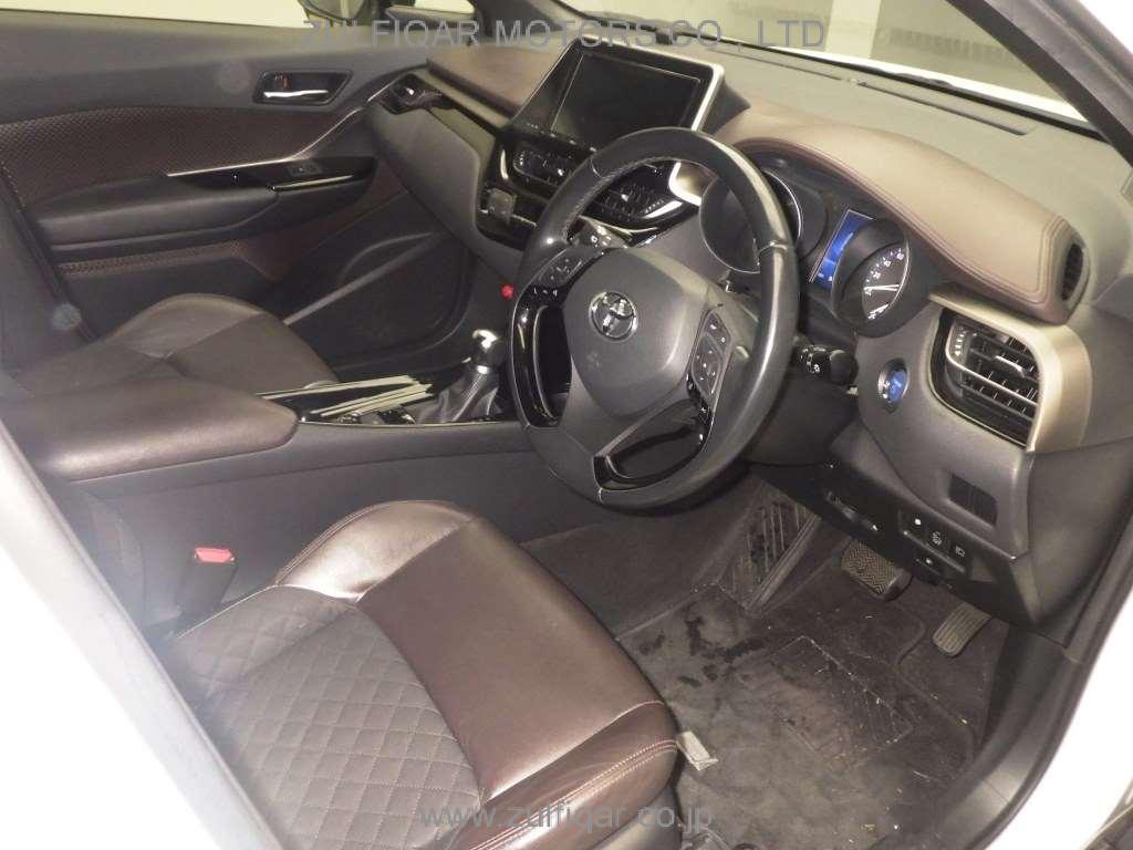 TOYOTA C-HR 2018 Image 5