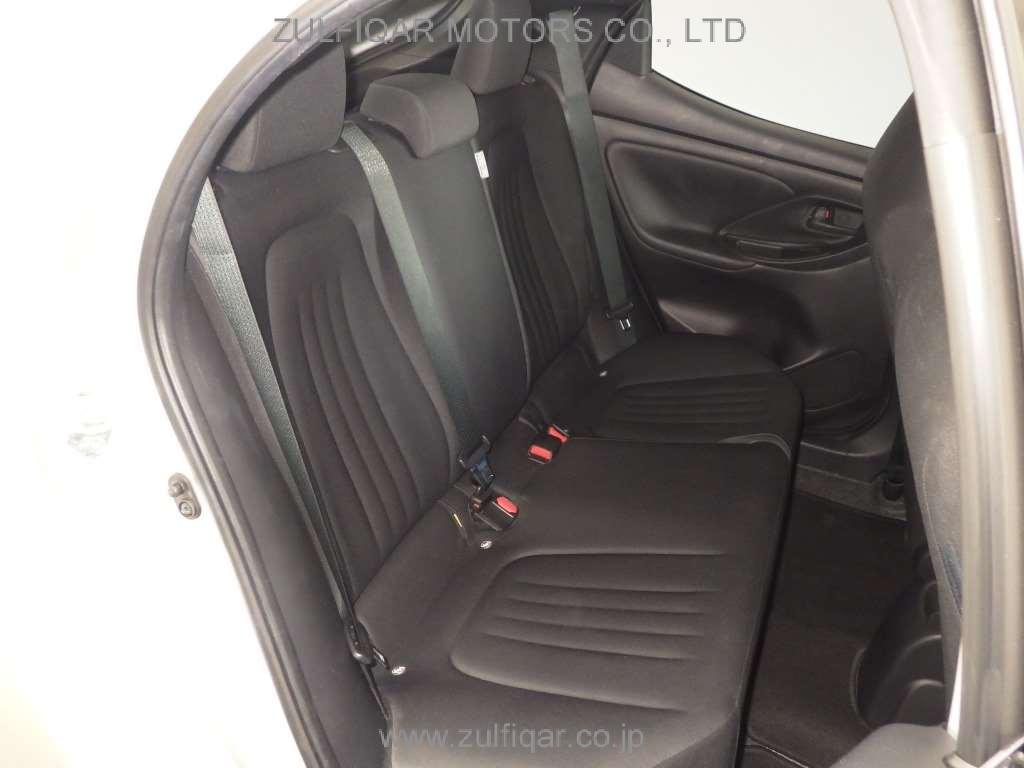 TOYOTA YARIS 2021 Image 7