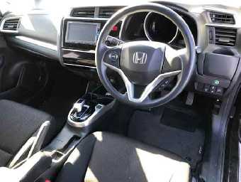 HONDA FIT HYBRID 2015 Image 3