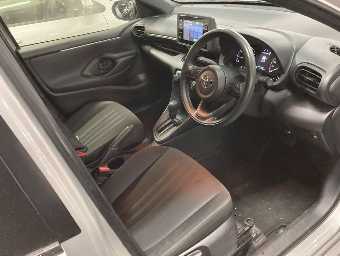 TOYOTA YARIS 2021 Image 5