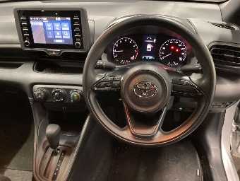 TOYOTA YARIS 2021 Image 6