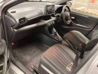 TOYOTA YARIS 2021 Image 7