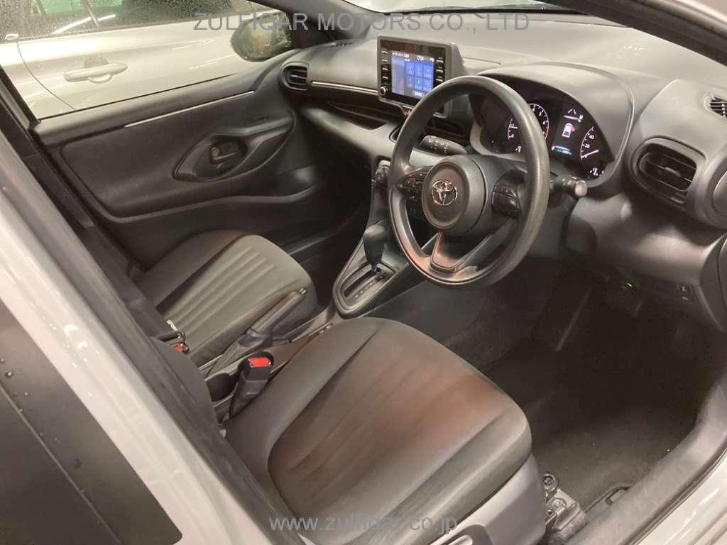 TOYOTA YARIS 2021 Image 5
