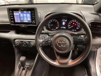 TOYOTA YARIS 2021 Image 6