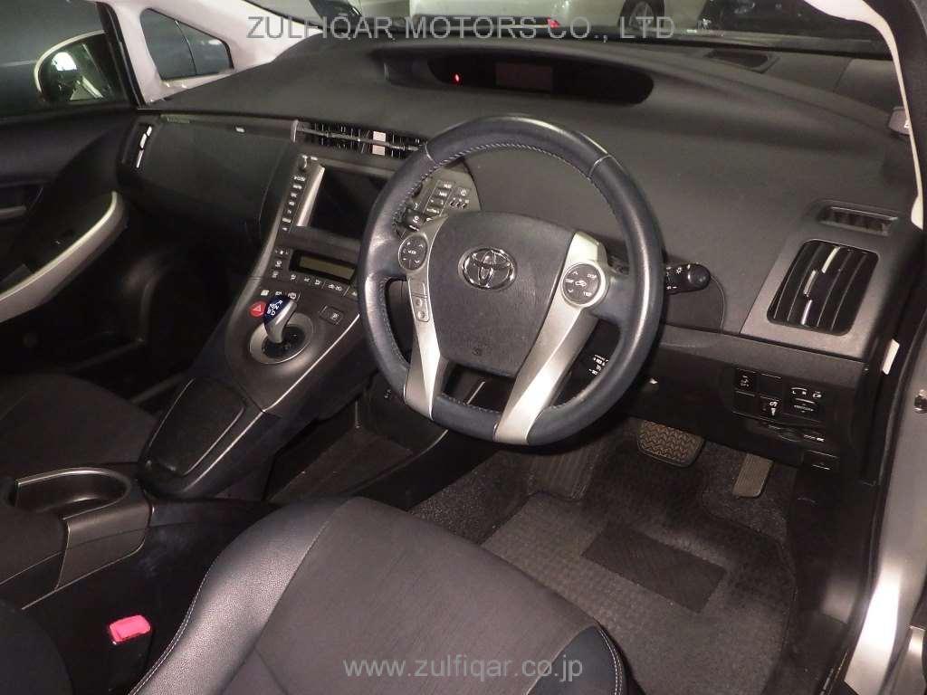 TOYOTA PRIUS PHV 2012 Image 5