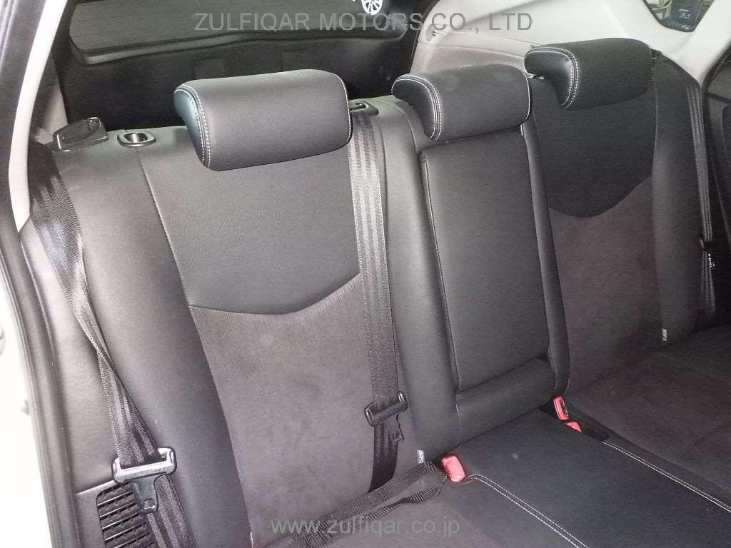 TOYOTA PRIUS PHV 2012 Image 7