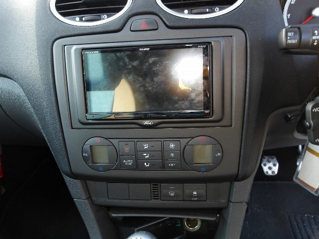 FORD FOCUS 2006 Image 19