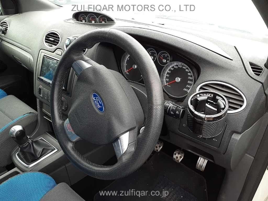 FORD FOCUS 2006 Image 7