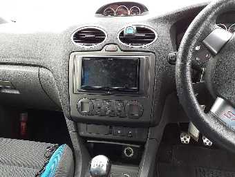 FORD FOCUS 2006 Image 9