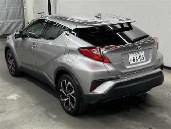 TOYOTA C-HR 2017 Image 2