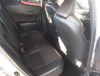 TOYOTA C-HR 2017 Image 12