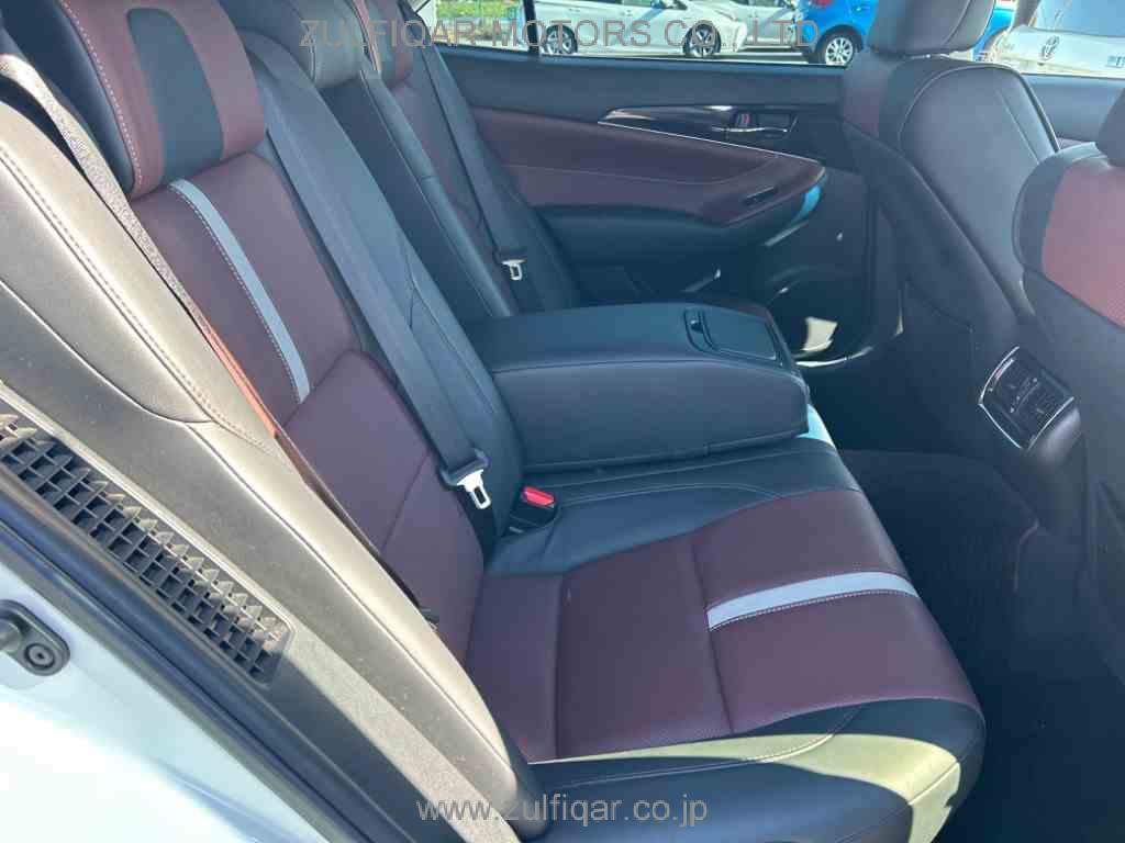 TOYOTA CROWN HYBRID 2015 Image 9