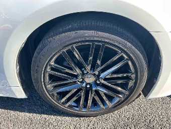 TOYOTA CROWN HYBRID 2015 Image 10