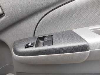 NISSAN NV350 CARAVAN 2018 Image 12